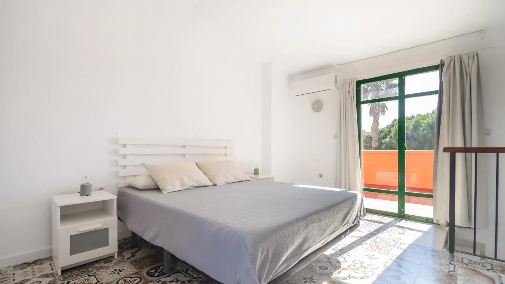 Villa Adosado con jardín y piscina en Chiclana Barrosa-Sancti Petri Novo Sancti Petri 0*,