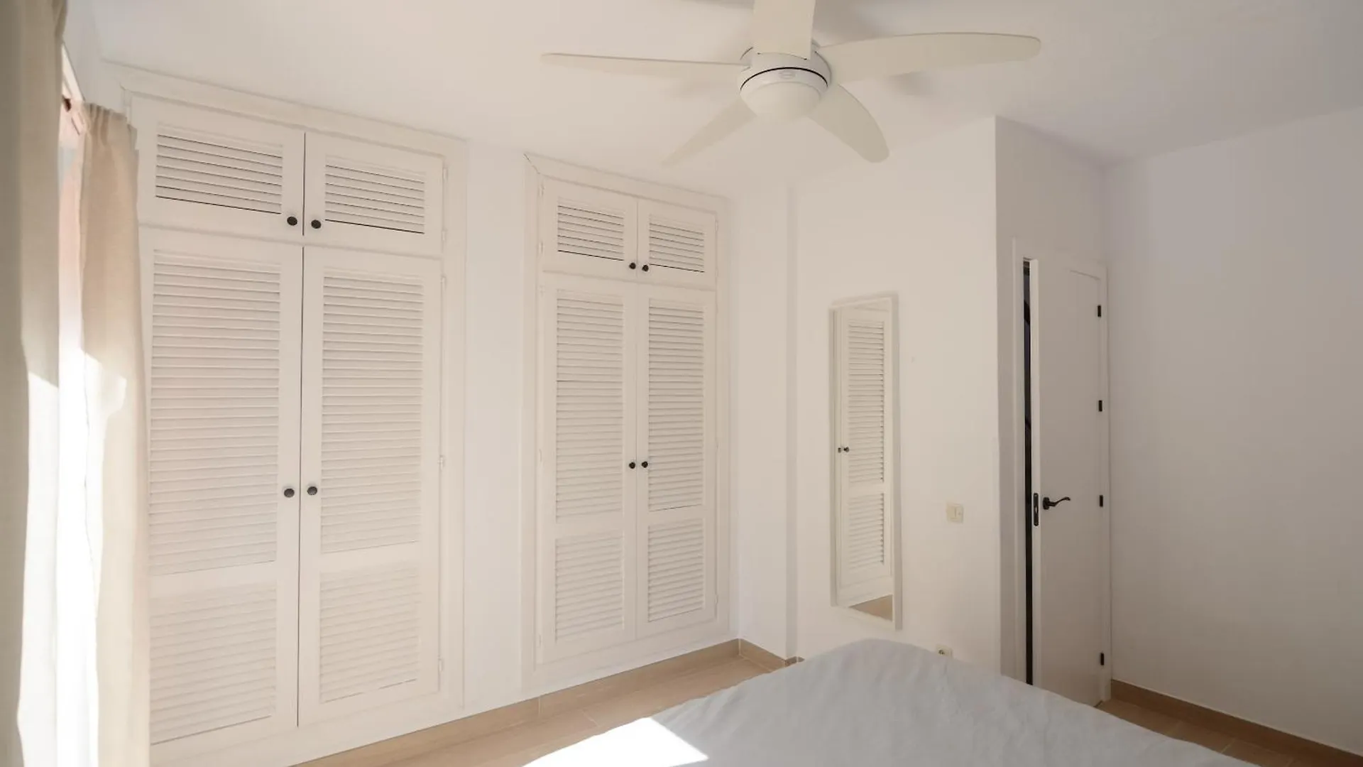 Villa Adosado con jardín y piscina en Chiclana Barrosa-Sancti Petri Novo Sancti Petri Сasa de vacaciones