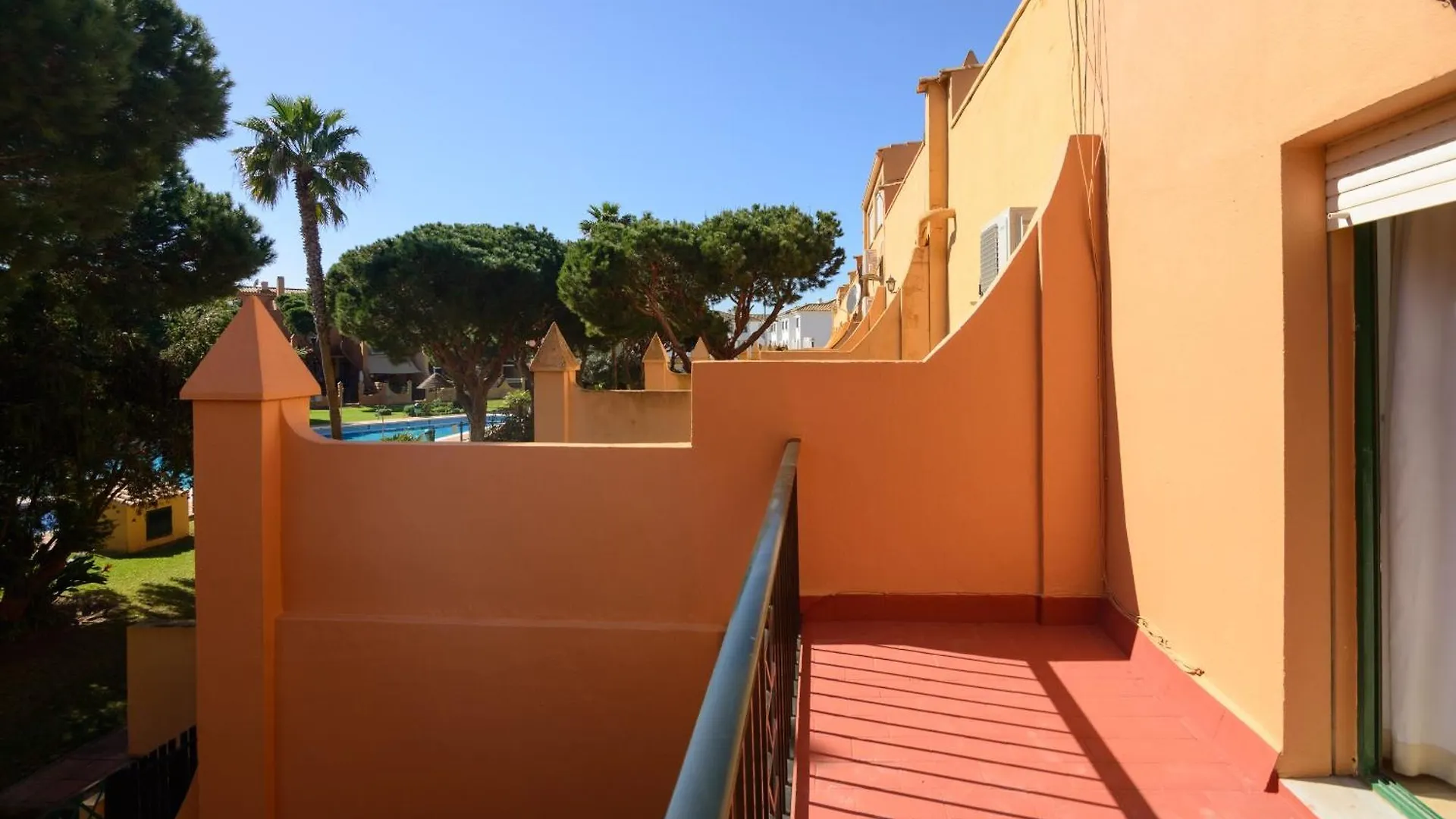 Сasa de vacaciones Villa Adosado con jardín y piscina en Chiclana Barrosa-Sancti Petri Novo Sancti Petri
