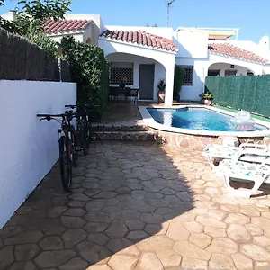 https://primera-lnea-de-playa.catalonia-hotels.com