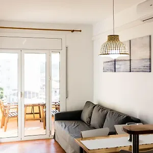 https://apartamento-pie-de-playa-wifi-free.catalonia-hotels.com